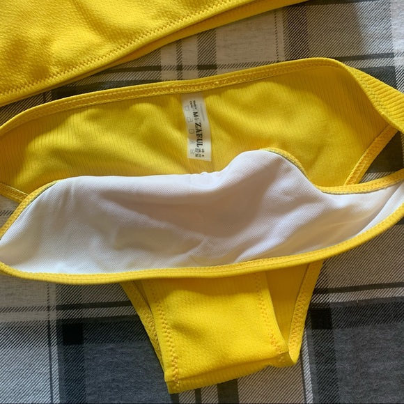 Yellow Swimsuit - Picture 3 of 8